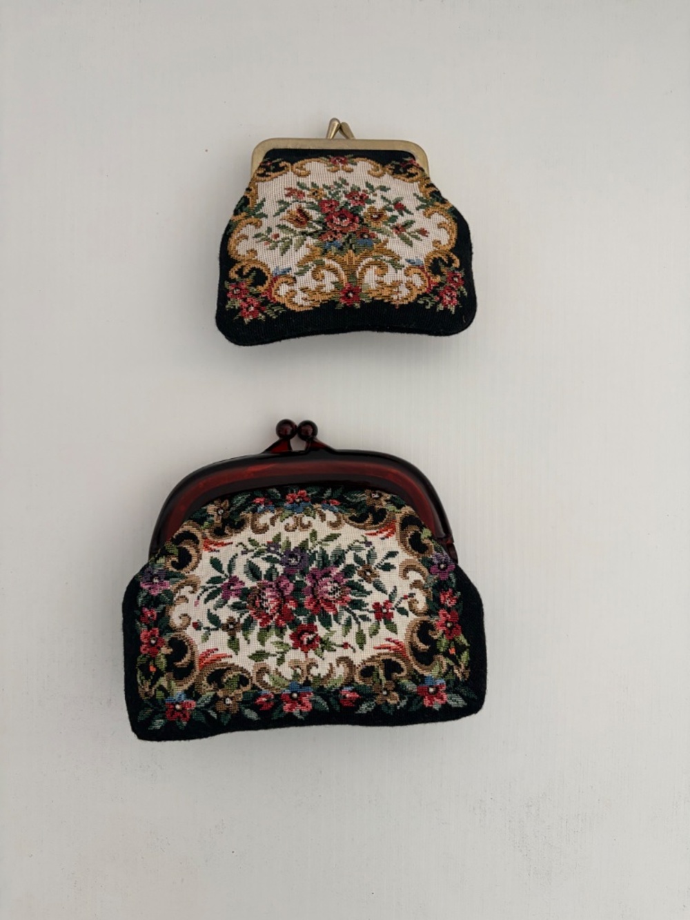 Vintage Flower Coin Purses (Set of 2) - Picture 2 of 4